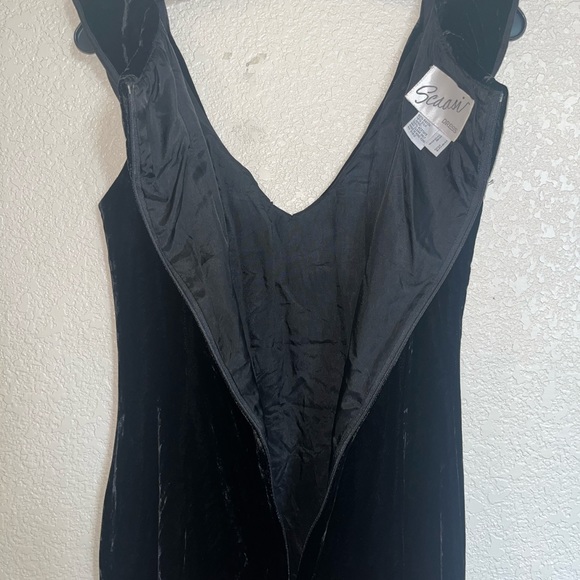 Arnold Scaasi Sheath Side Slit Velvet Silk Dress - Picture 6 of 7